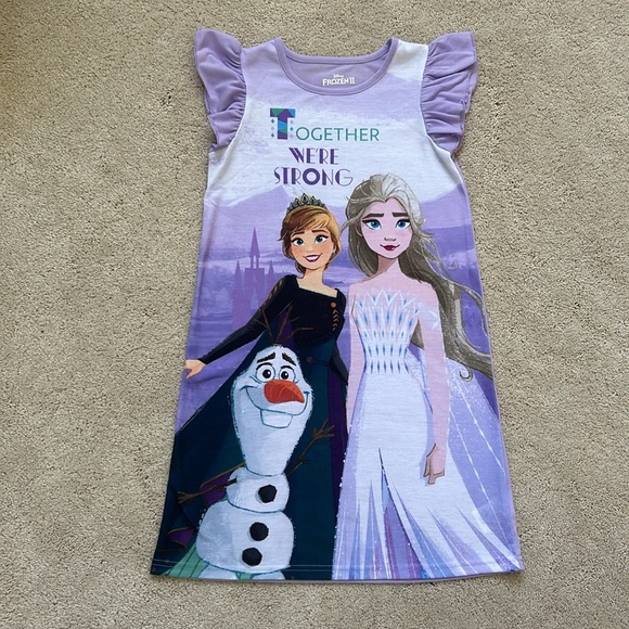 Disney Frozen 2 girl night gowns, dress and top bundle - Picture 5 of 11